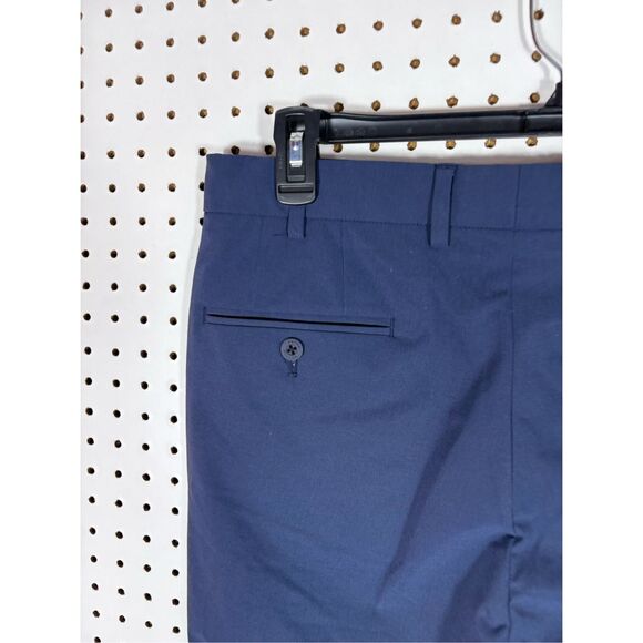 Peter Millar performance shorts size 35 - Picture 3 of 7